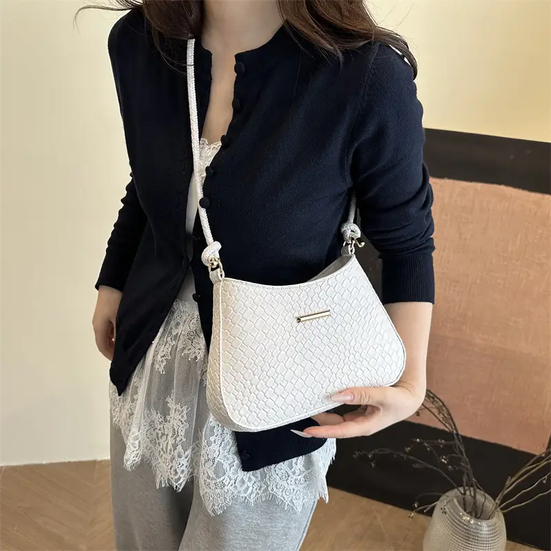 Women's Beige Embossed Shoulder Bag 2025 Korean Style