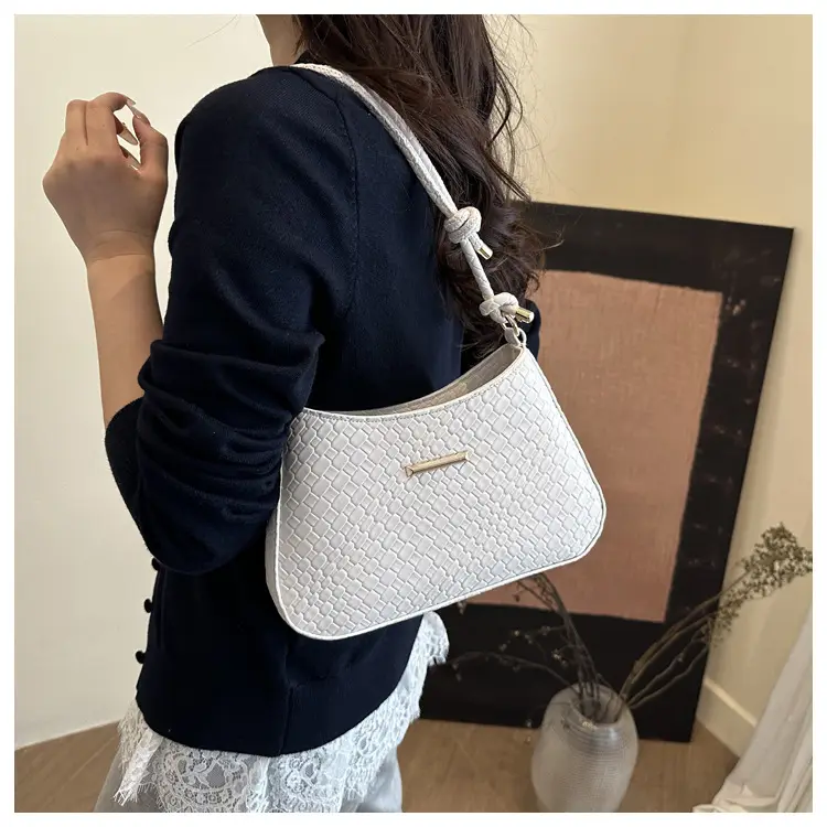 Women's Beige Embossed Shoulder Bag 2025 Korean Style — feature 9