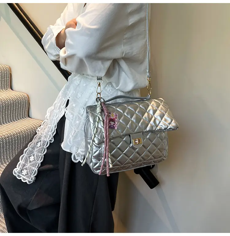 Women's Cream Quilted Shoulder Bag with Tassel & Chain — feature 9