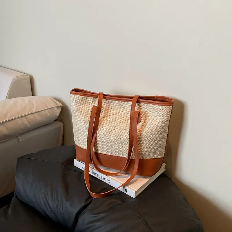 Large Capacity Women's Woven Shoulder Bag 2025 - Image 3