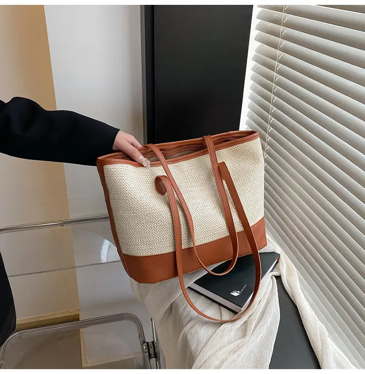 Large Capacity Women's Woven Shoulder Bag 2025 — feature 18