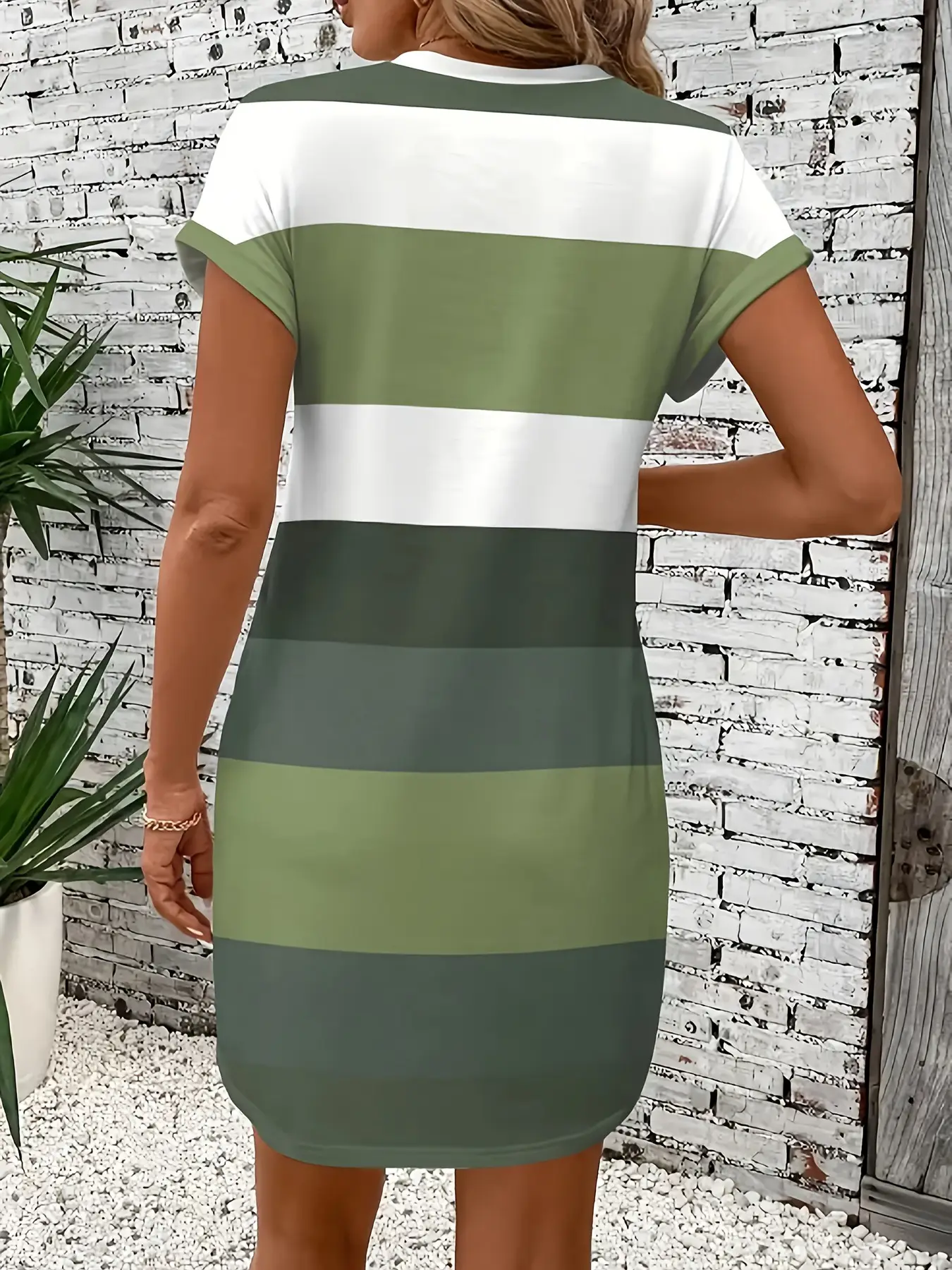 2025 Cross-border Summer Stripe Dress Plus Size Women — feature 6