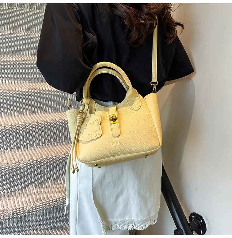 Yellow Korean Style Shoulder Bag 2025 New — feature 15