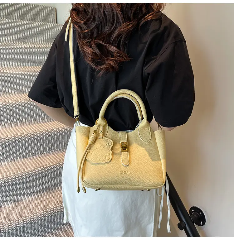 Yellow Korean Style Shoulder Bag 2025 New — feature 17