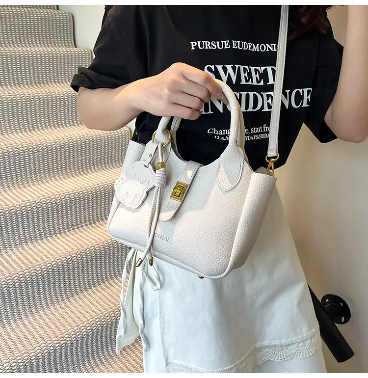 Yellow Korean Style Shoulder Bag 2025 New — feature 40