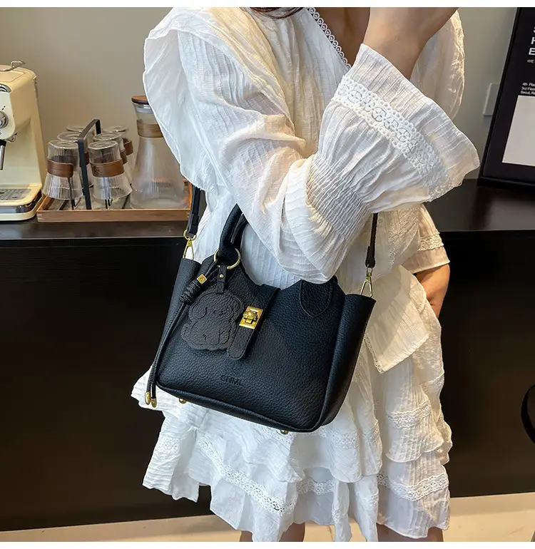 Yellow Korean Style Shoulder Bag 2025 New — feature 47