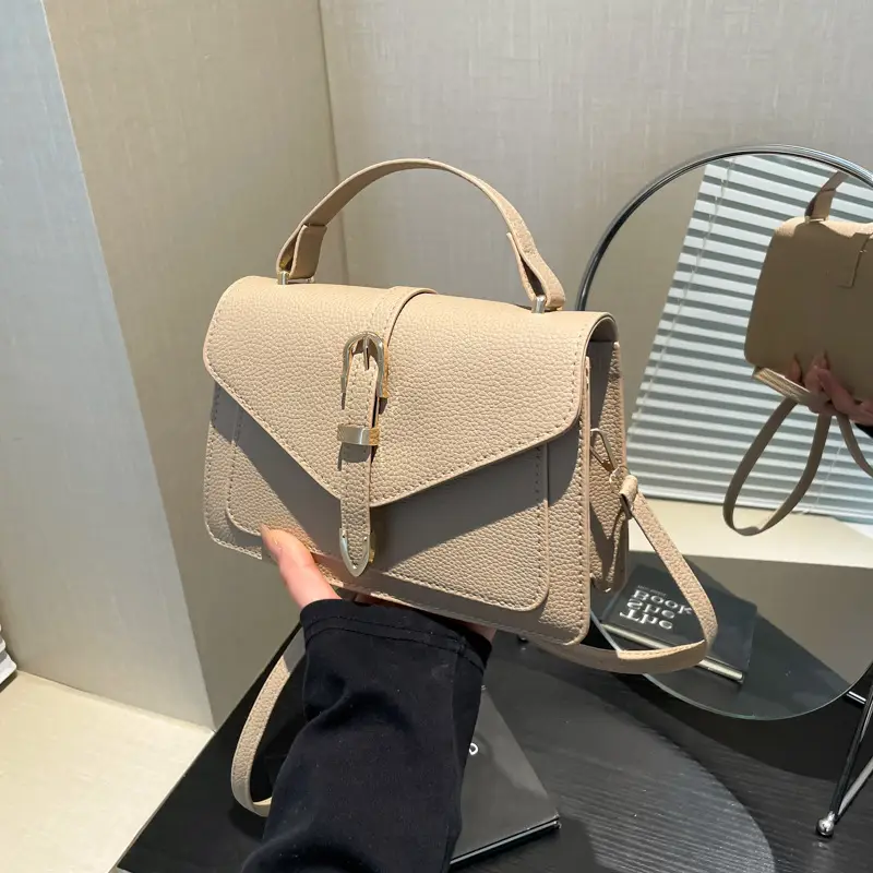 Red Leather One-Shoulder Crossbody Bag for Women - Image 4