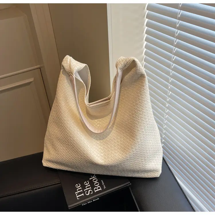Women's Korean Style Woven Tote Bag Cream Large Capacity — feature 29