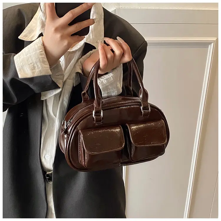 Red Retro Oil Wax Leather Shoulder Bag for Women