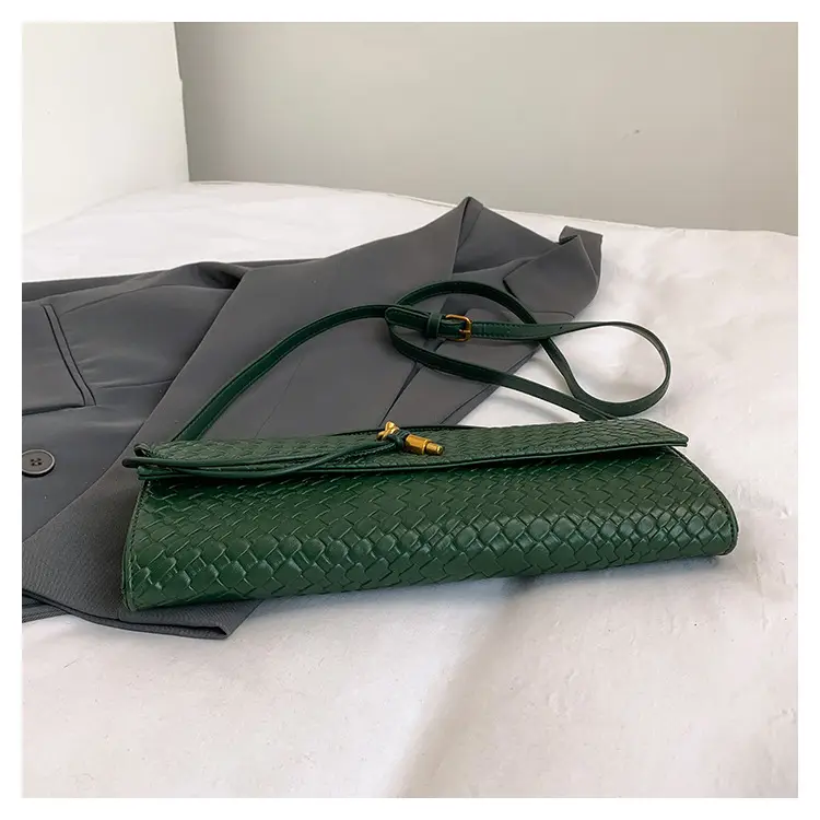 2025 White Textured Crossbody Bag for Women — feature 5