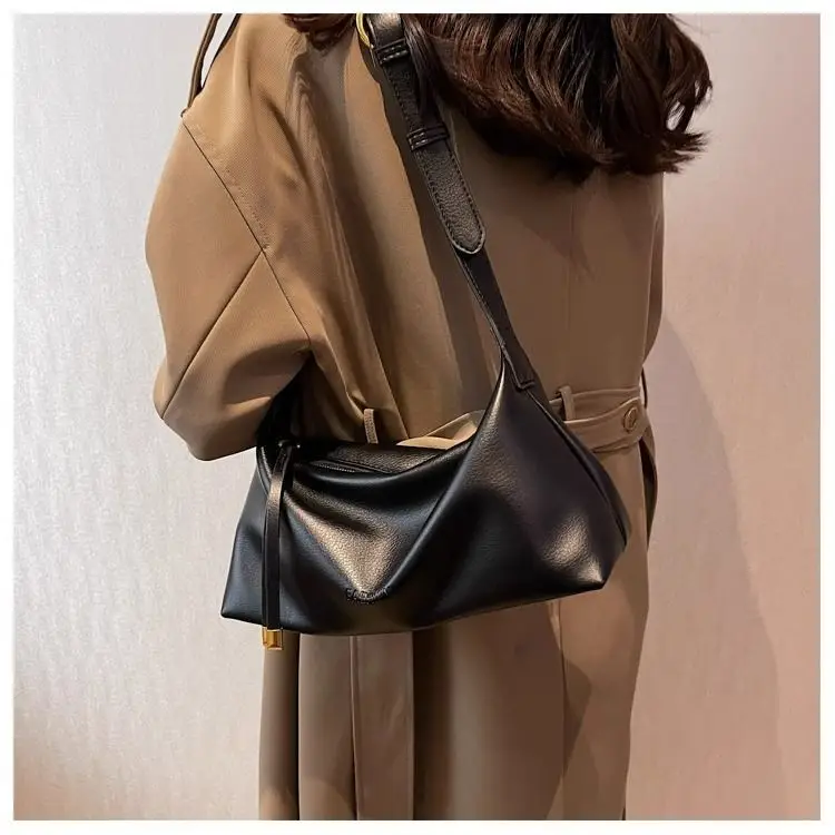 Women's Brown Leather Crossbody Bag with Gold Ring — feature 14