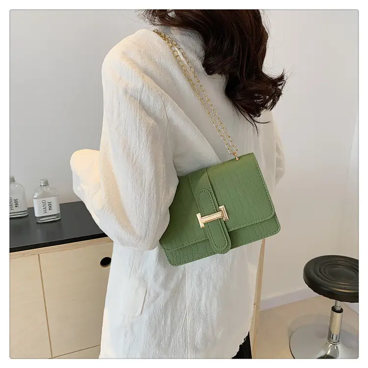 Women's Cream Chain Crossbody Bag with Gold Chain — feature 13