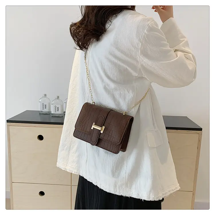 Women's Cream Chain Crossbody Bag with Gold Chain — feature 17