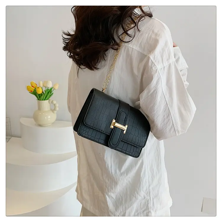 Women's Cream Chain Crossbody Bag with Gold Chain — feature 18