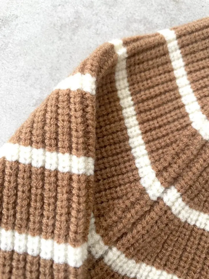 Striped Knitted Baby Boy Suit with Bow — feature 11