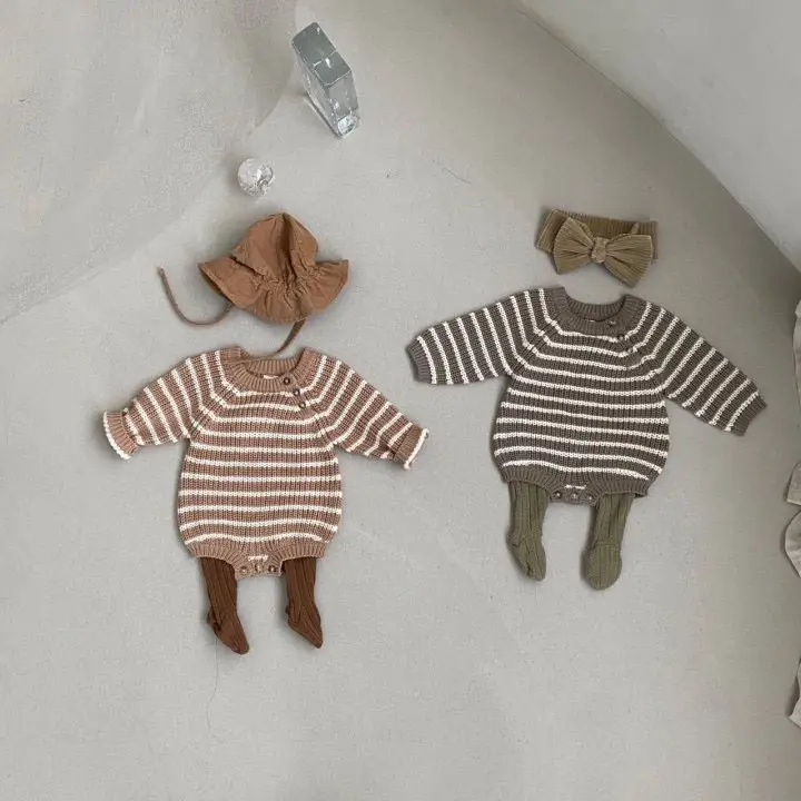 Striped Knitted Baby Boy Suit with Bow — feature 12