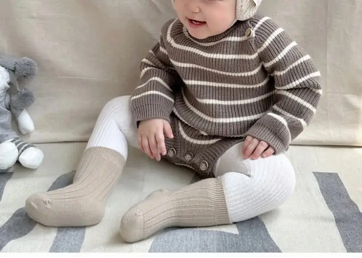 Striped Knitted Baby Boy Suit with Bow — feature 8