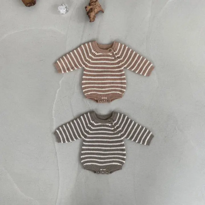 Striped Knitted Baby Boy Suit with Bow — feature 9