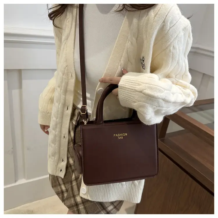 2024 Summer New Fashion Tan Square Shoulder Bag — feature 14
