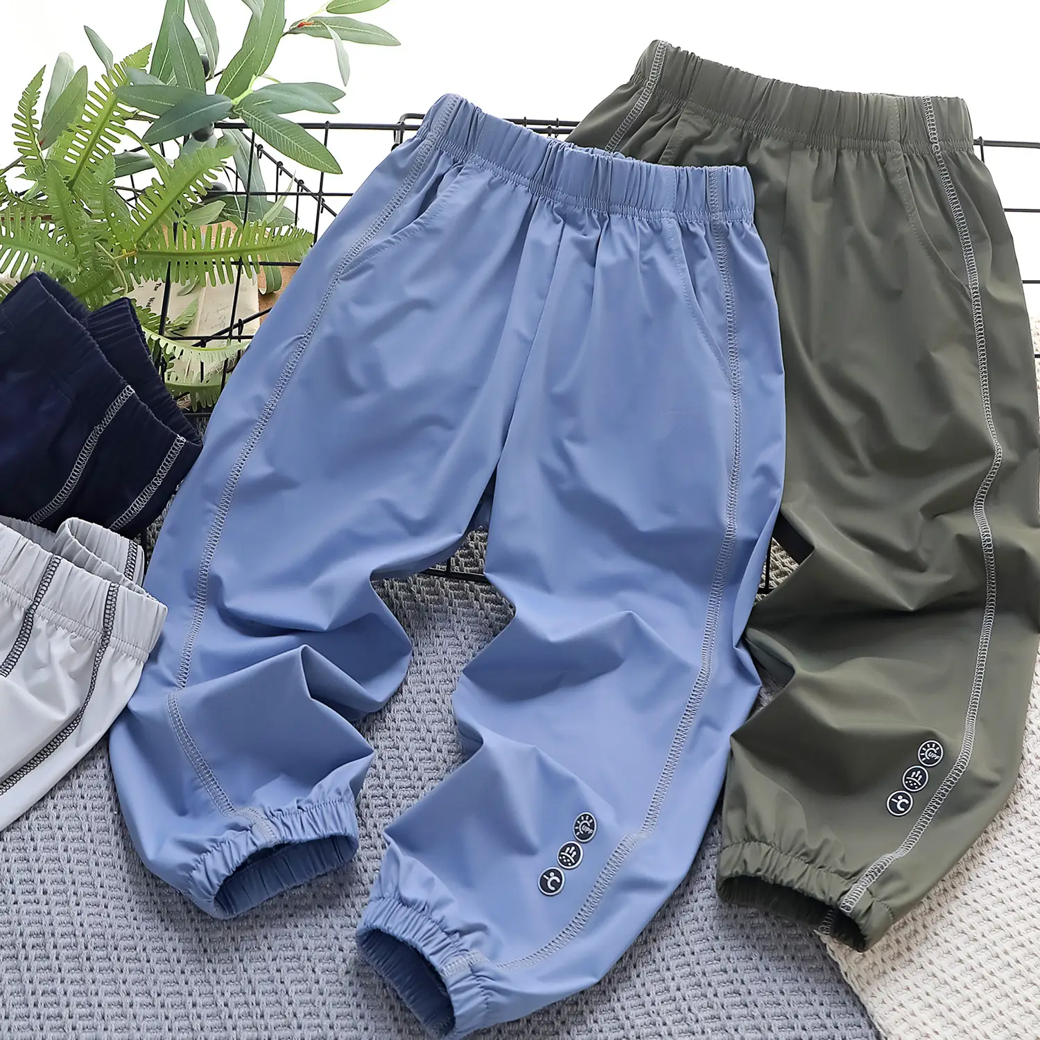 2025 New Kids Air-Conditioning Sunscreen Pants White Grey β feature 9