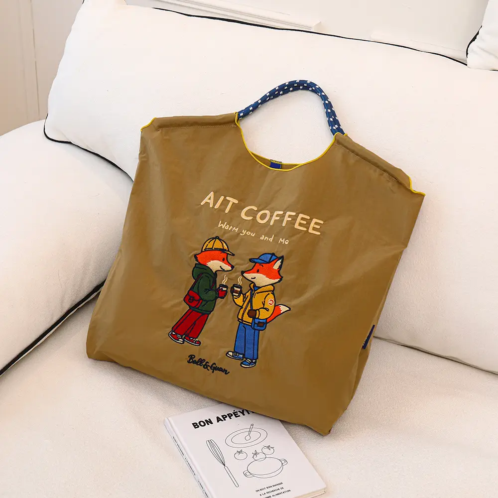 New Niche Embroidered Nylon Shopping Bags for Women