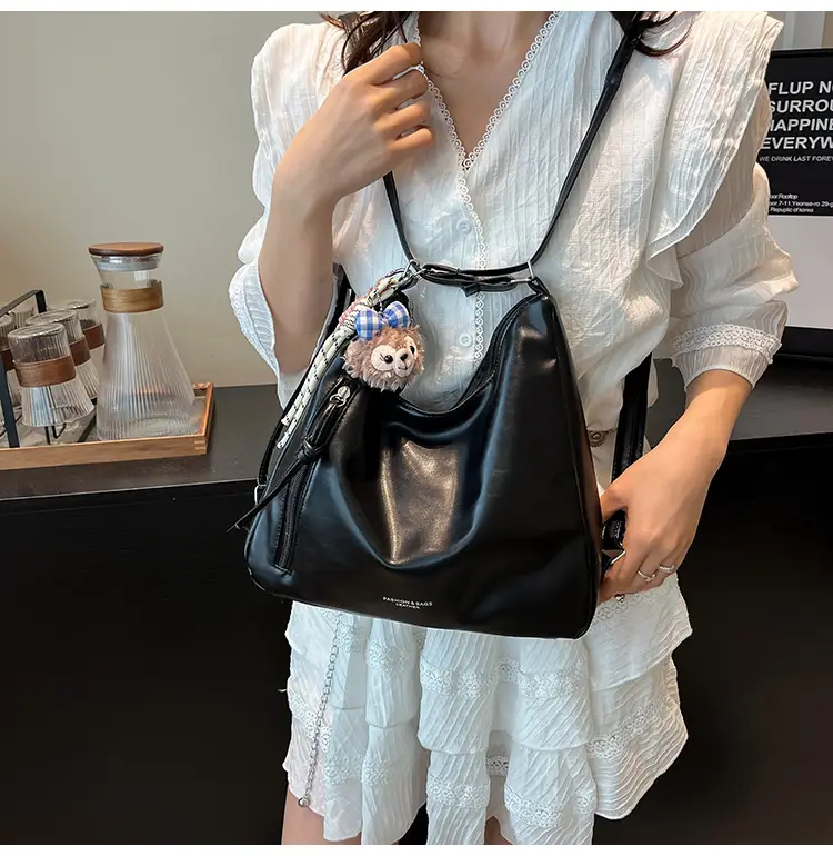 Women Large Capacity Soft Leather Shoulder Bag Tan 2025 — feature 14