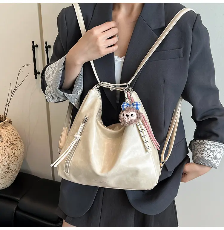 Women Large Capacity Soft Leather Shoulder Bag Tan 2025 — feature 9