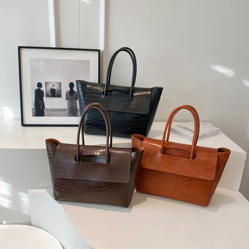 Brown Croc Leather Tote Bag for Women Large Capacity - Image 7