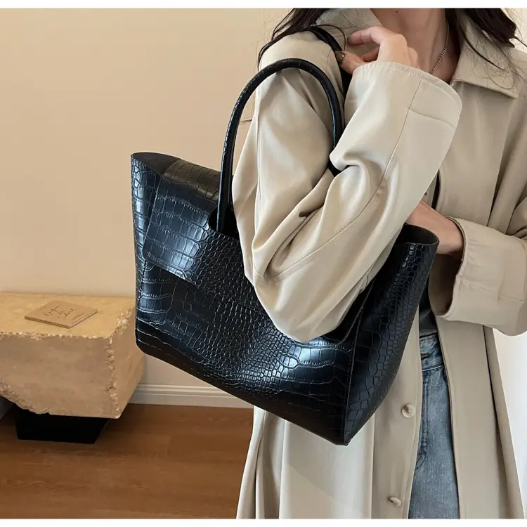 Brown Croc Leather Tote Bag for Women Large Capacity — feature 14