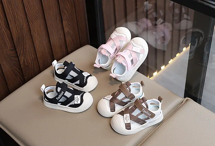 Baby Sandals Summer Hollow Breathable Mesh Sports Shoes — feature 1