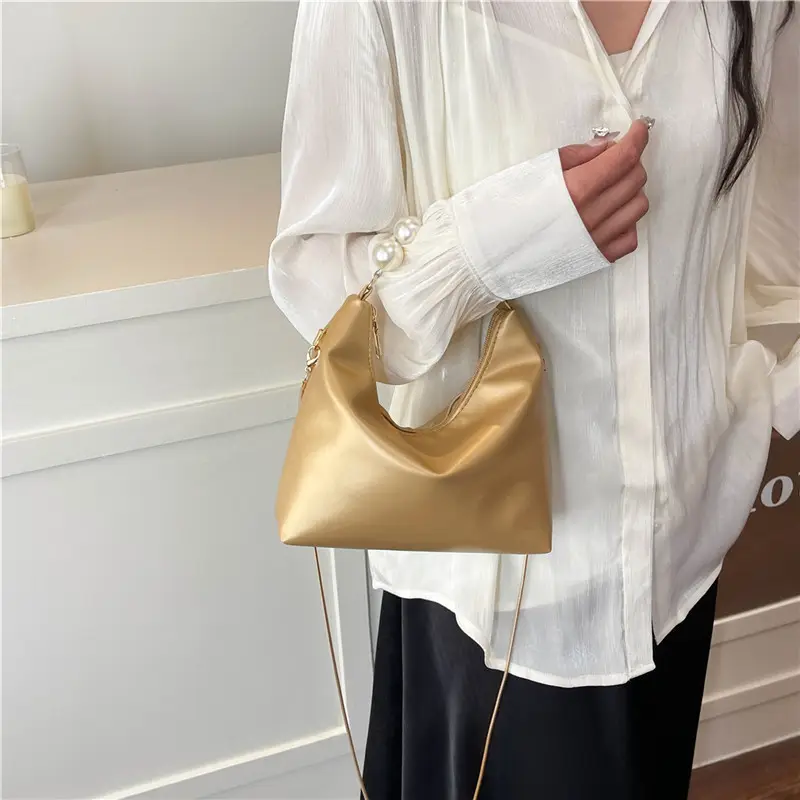 Pink Pearl Handle Shoulder Bag for Women - Image 9