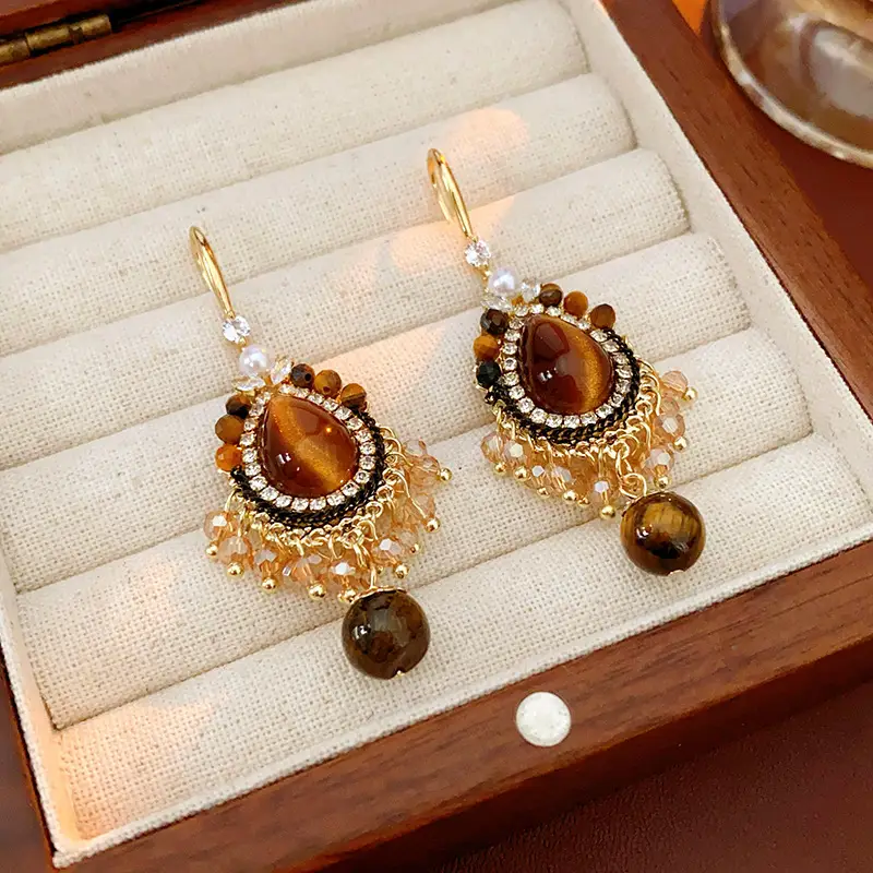 Middle Ancient vintage Silver Needle Diamond Pearl Earrings Vintage Elegant Earrings Light Luxury High-end Personalized Earrings for Women — feature 40