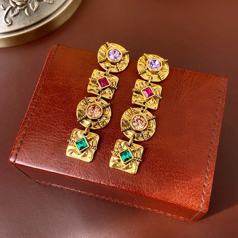 Middle Ancient vintage Silver Needle Diamond Pearl Earrings Vintage Elegant Earrings Light Luxury High-end Personalized Earrings for Women