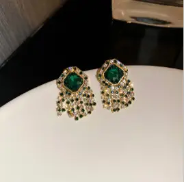 Middle Ancient vintage Silver Needle Diamond Pearl Earrings Vintage Elegant Earrings Light Luxury High-end Personalized Earrings for Women