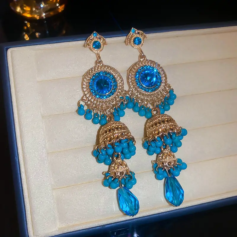 Middle Ancient vintage Silver Needle Diamond Pearl Earrings Vintage Elegant Earrings Light Luxury High-end Personalized Earrings for Women