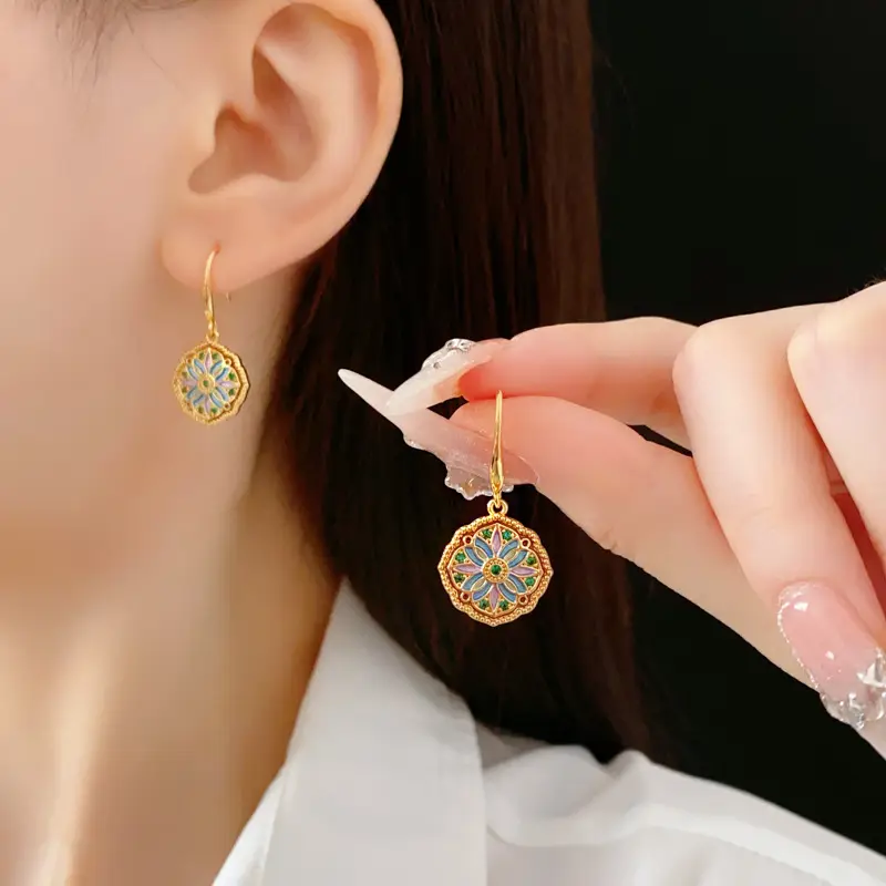 Middle Ancient vintage Silver Needle Diamond Pearl Earrings Vintage Elegant Earrings Light Luxury High-end Personalized Earrings for Women