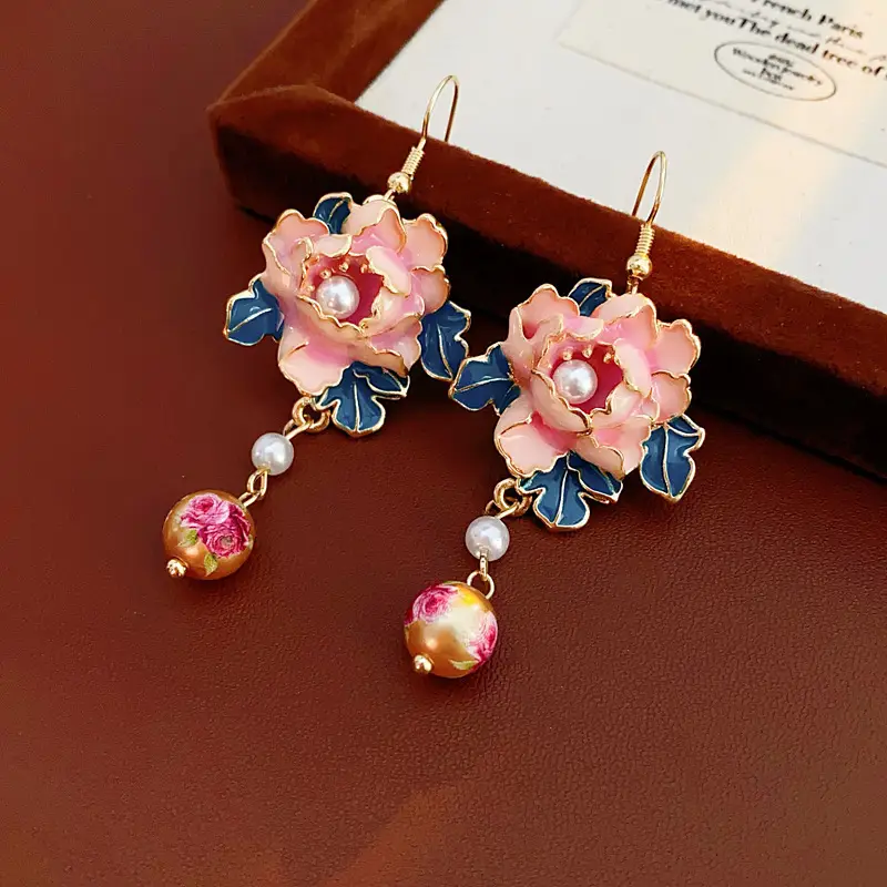 Middle Ancient vintage Silver Needle Diamond Pearl Earrings Vintage Elegant Earrings Light Luxury High-end Personalized Earrings for Women