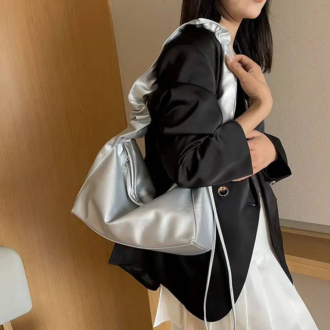 2025 Women's Large Capacity Underarm Bag White Black — feature 4