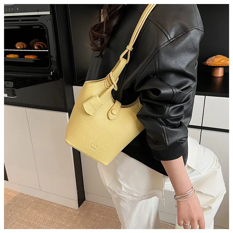 Women's Yellow Leather Handheld Vegetable Basket Bag 2025 — feature 21