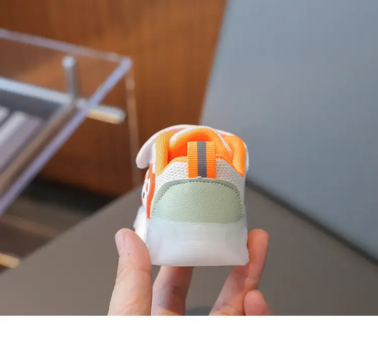 Jing Qi Baby Shoes Flashing Light Mesh Breathable Toddler Shoes — feature 18