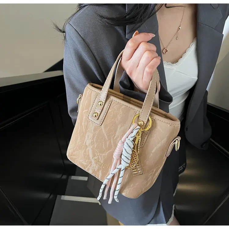 Women's Cream White Leather Bucket Bag with Gold Plated Handle — feature 12