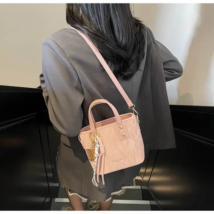 Women's Cream White Leather Bucket Bag with Gold Plated Handle — feature 15