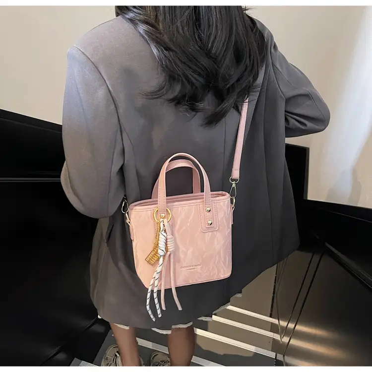 Women's Cream White Leather Bucket Bag with Gold Plated Handle — feature 16
