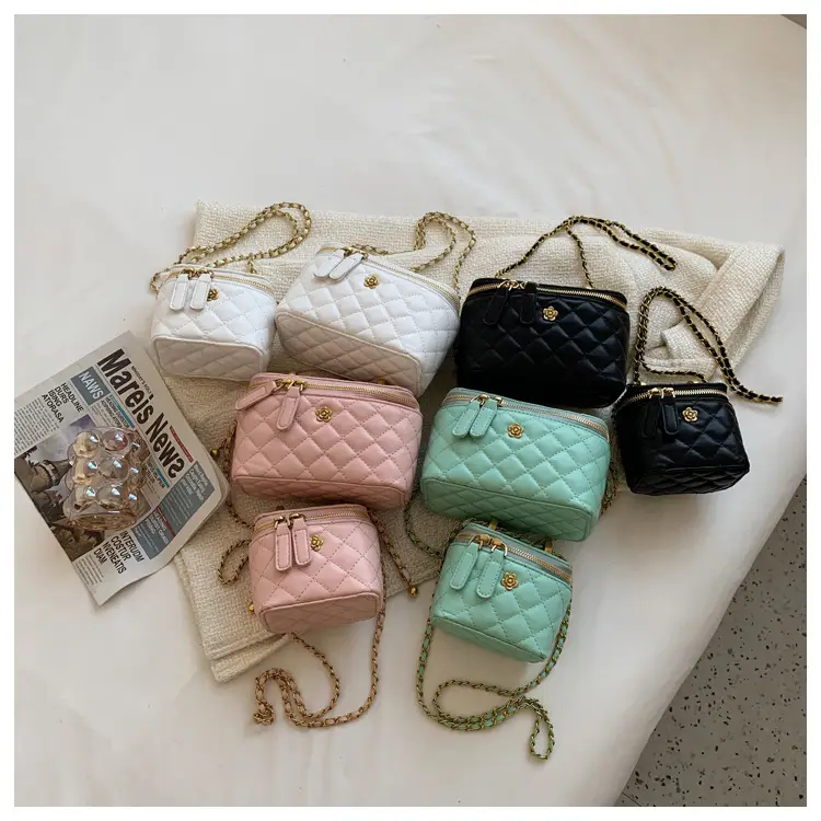 White Quilted Chain Shoulder Bag for Women 2026 — feature 10
