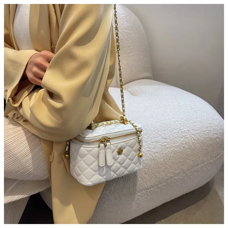 White Quilted Chain Shoulder Bag for Women 2026 — feature 25