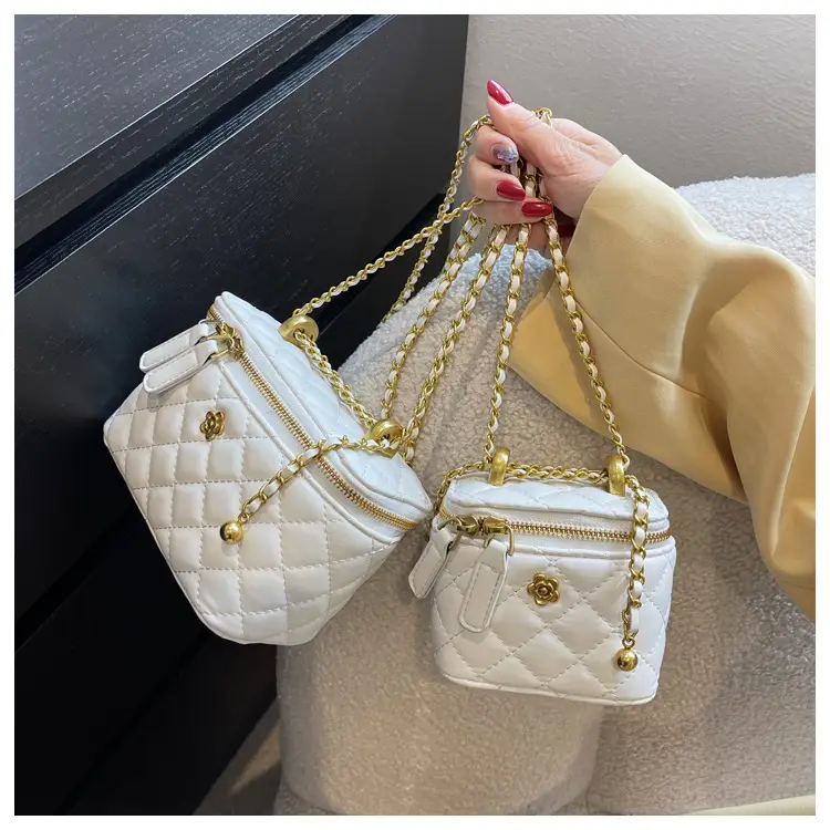 White Quilted Chain Shoulder Bag for Women 2026 — feature 26