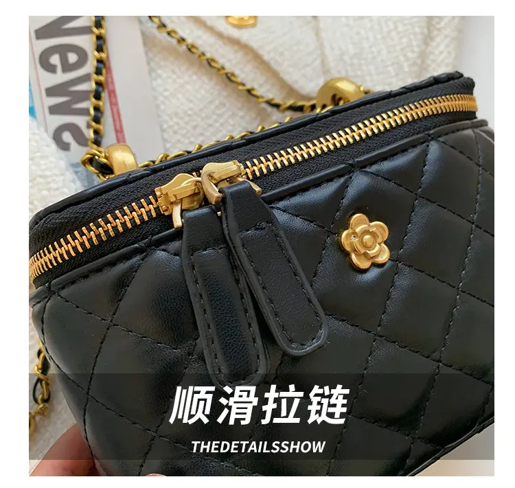 White Quilted Chain Shoulder Bag for Women 2026 — feature 5