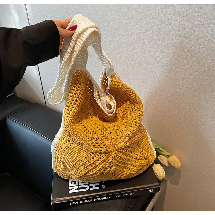 Hollow Out Artistic Handbag for Women Beach Casual Luggage - Image 3