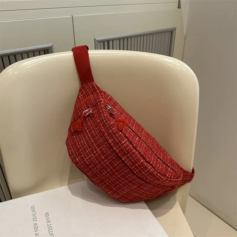 Women's Lightweight Crossbody Chest Bag with Adjustable Strap - Image 9