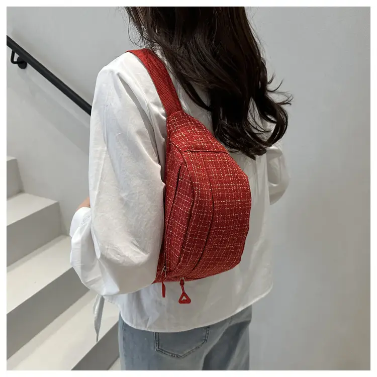 Women's Lightweight Crossbody Chest Bag with Adjustable Strap — feature 18
